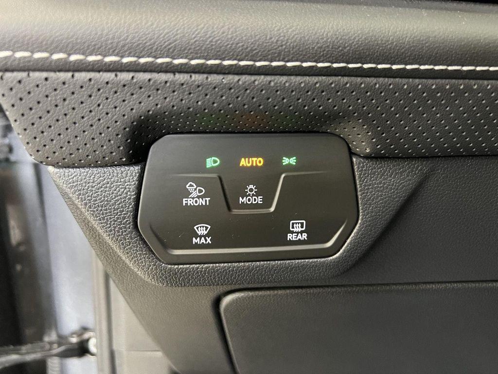 used 2025 Volkswagen Atlas car, priced at $34,885