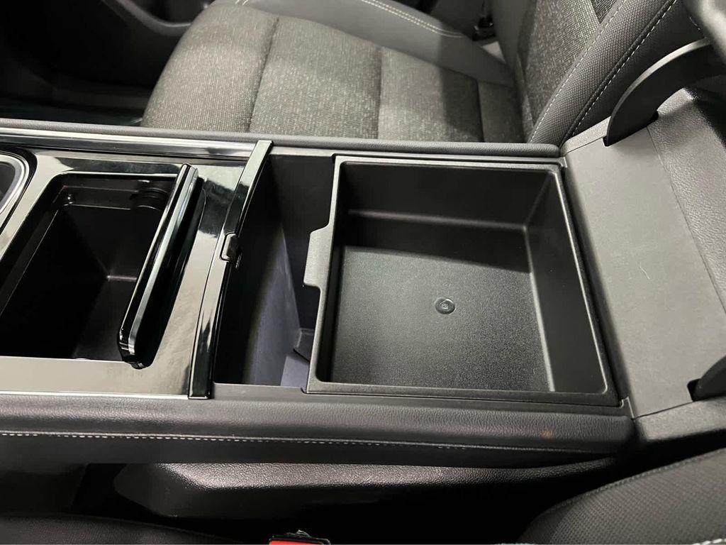 used 2024 Chevrolet Traverse car, priced at $35,755