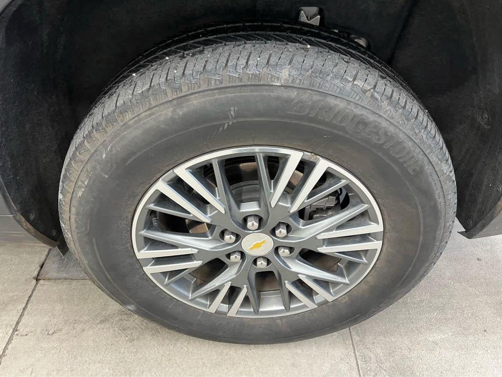 used 2024 Chevrolet Traverse car, priced at $35,755