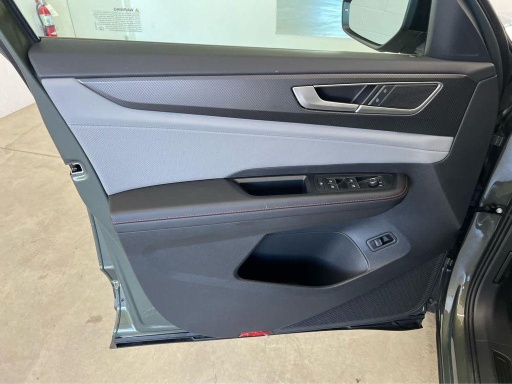 new 2026 Volkswagen Atlas car, priced at $49,253