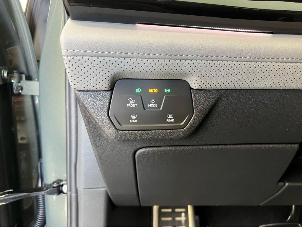 new 2026 Volkswagen Atlas car, priced at $49,253