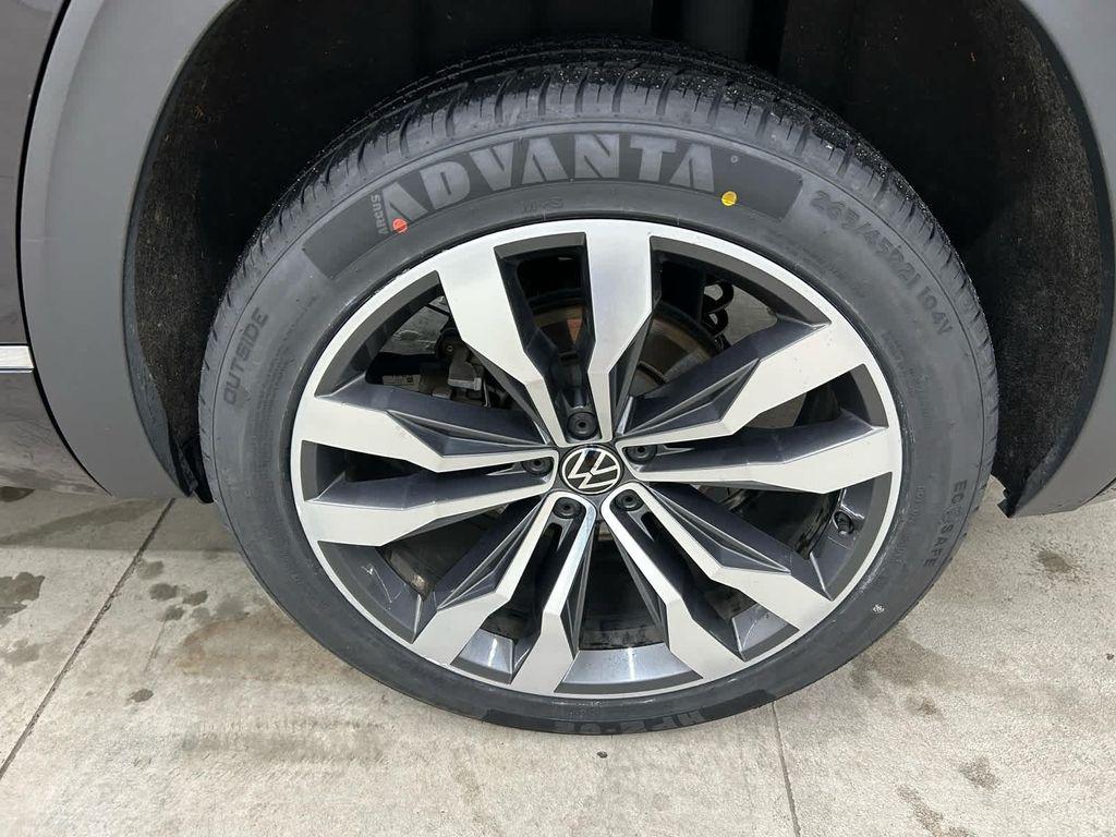 used 2021 Volkswagen Atlas car, priced at $27,990