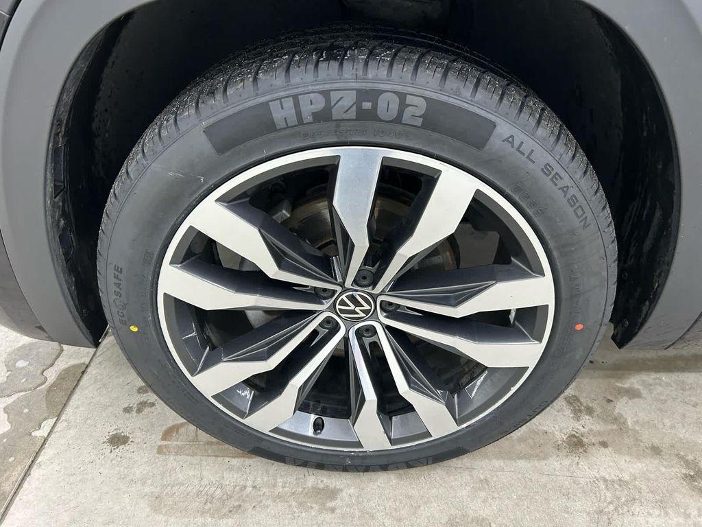 used 2021 Volkswagen Atlas car, priced at $27,990