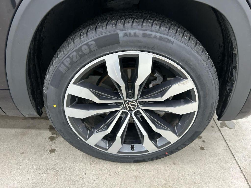 used 2021 Volkswagen Atlas car, priced at $27,990