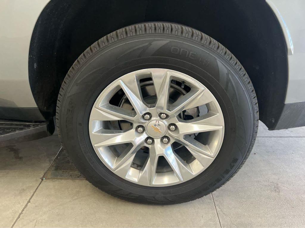 used 2024 Chevrolet Suburban car, priced at $53,994