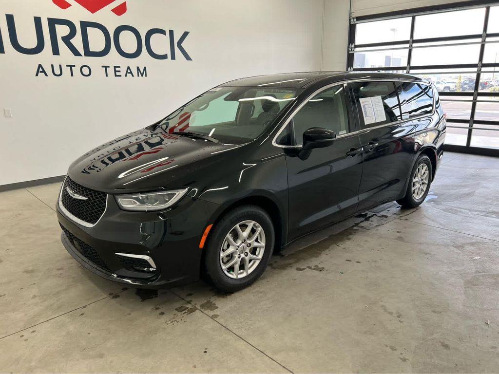 used 2023 Chrysler Pacifica car, priced at $26,524
