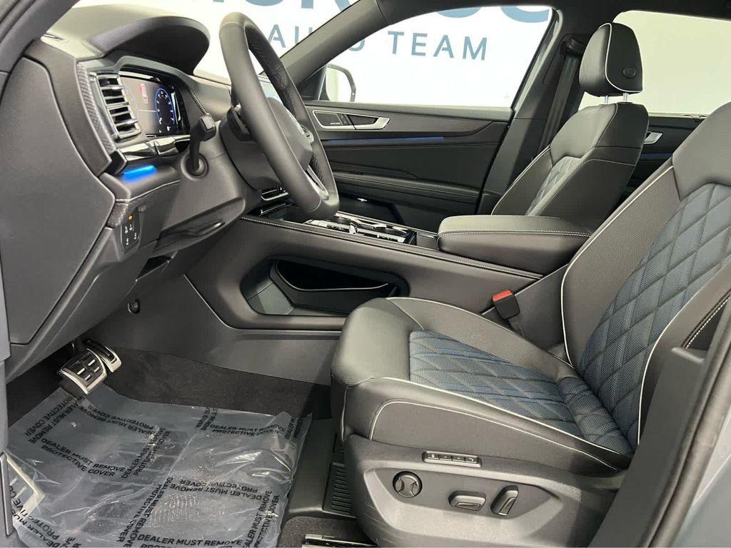 new 2026 Volkswagen Atlas Cross Sport car, priced at $55,456