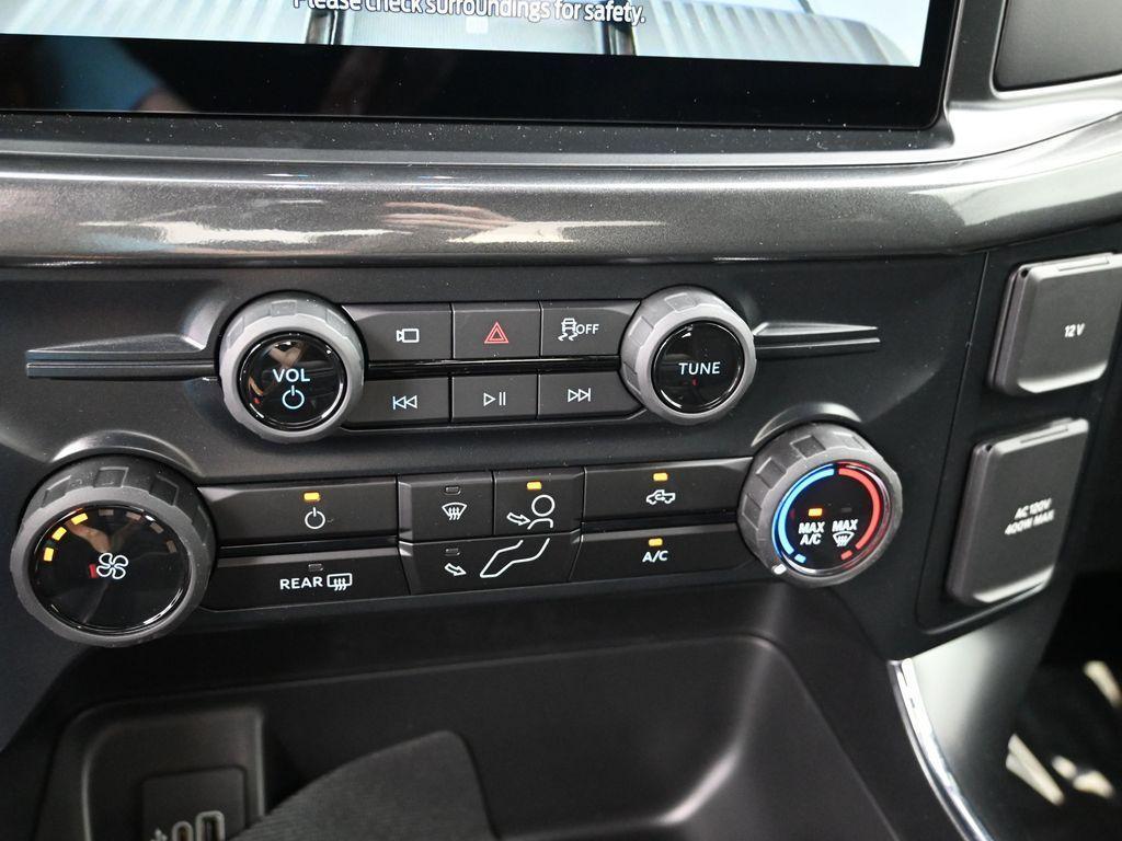 new 2025 Ford F-150 car, priced at $39,077