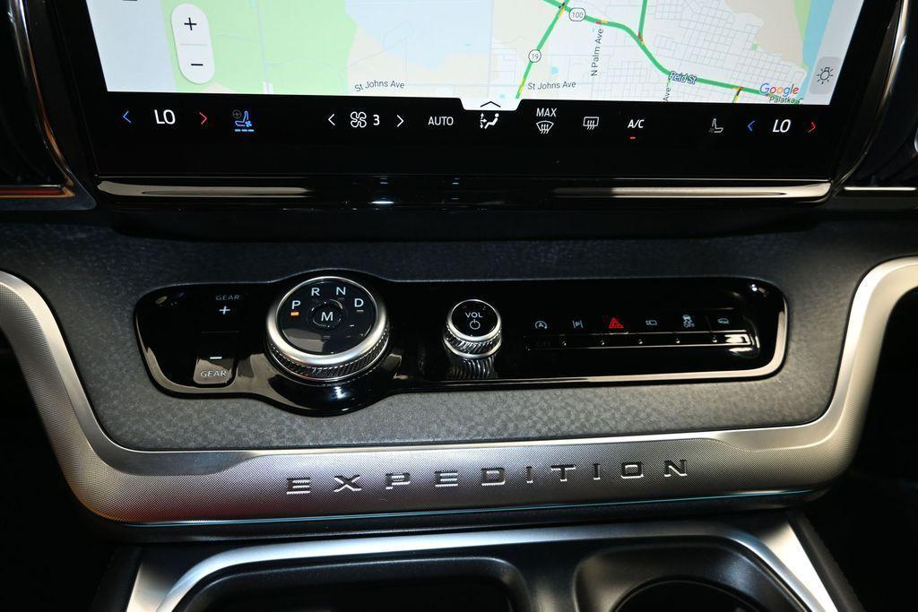 new 2026 Ford Expedition car, priced at $86,135