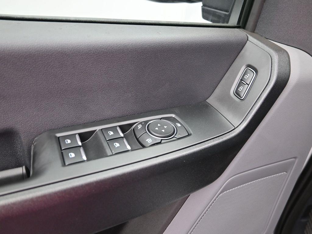 new 2025 Ford F-250 car