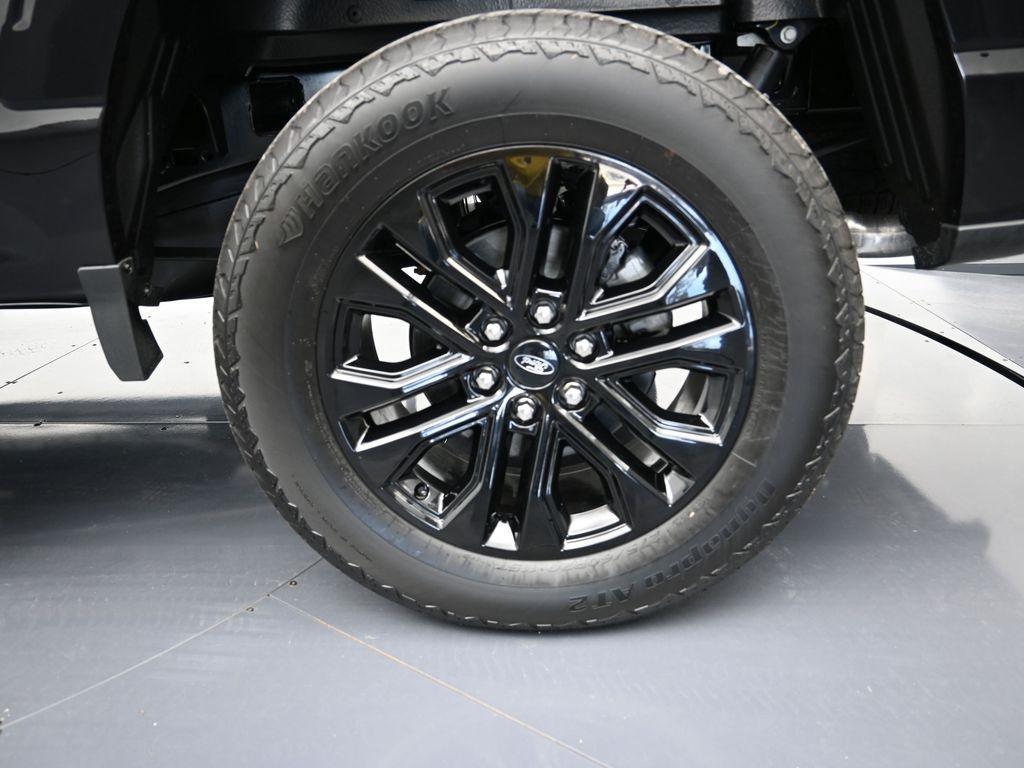 new 2025 Ford F-150 car