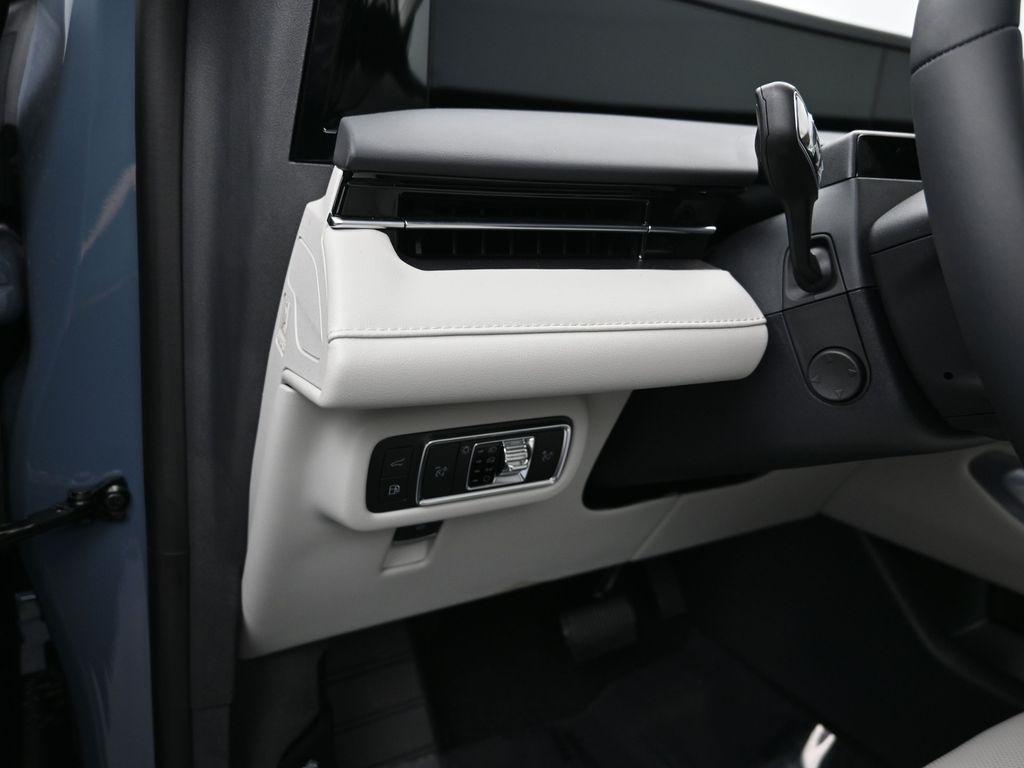 new 2026 Lincoln Nautilus car, priced at $67,740