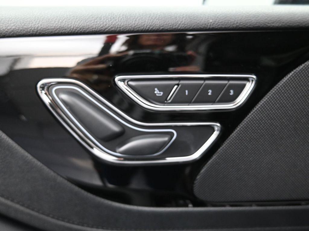 new 2025 Lincoln Aviator car, priced at $65,000