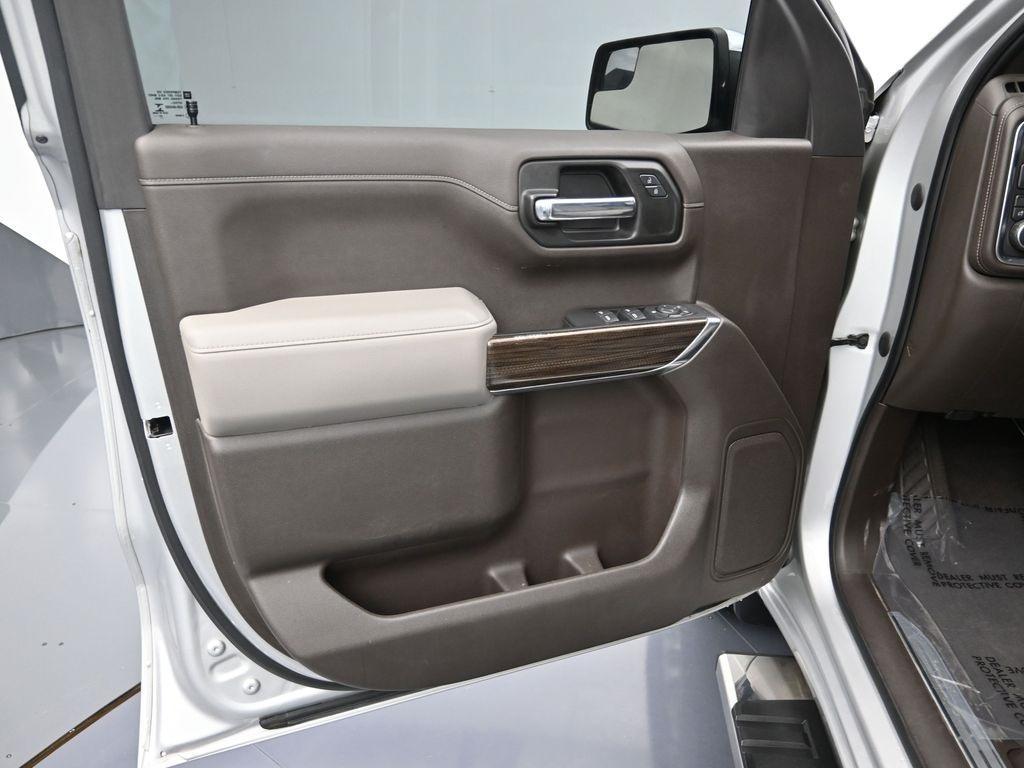 used 2021 Chevrolet Silverado 1500 car, priced at $23,285