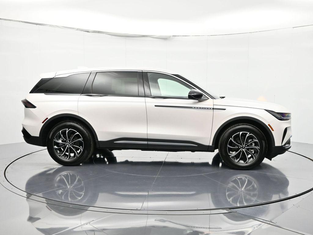 new 2026 Lincoln Nautilus car, priced at $53,785