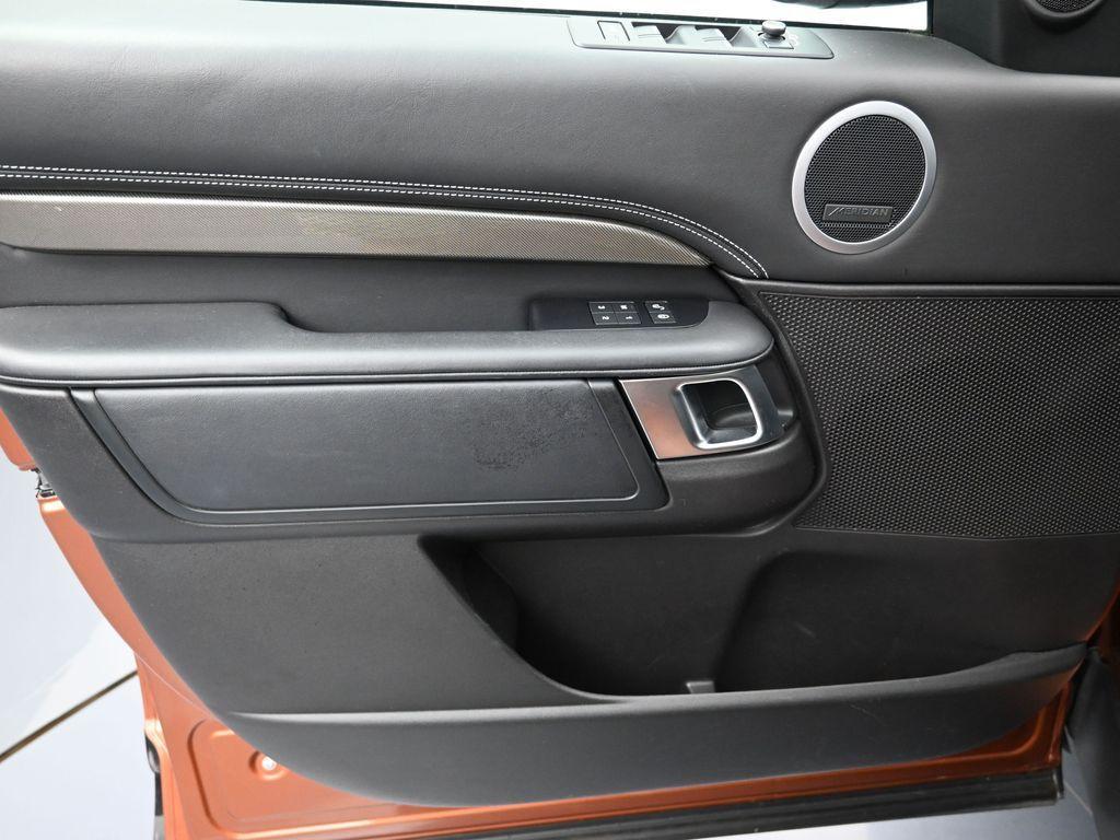 used 2018 Land Rover Discovery car, priced at $17,491