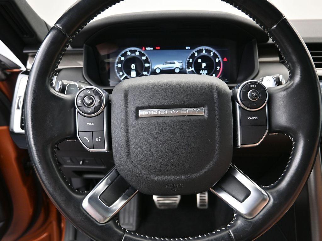 used 2018 Land Rover Discovery car, priced at $17,491