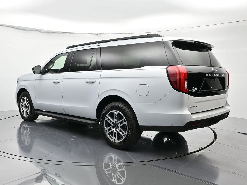 used 2025 Ford Expedition Max car, priced at $64,097