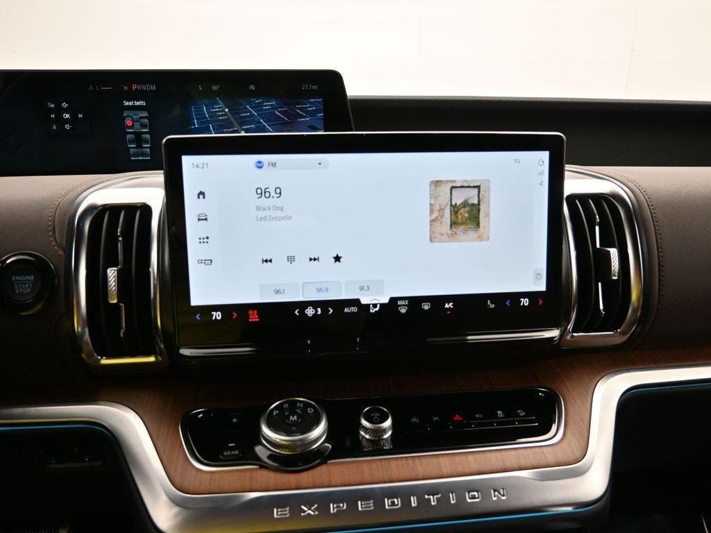 new 2026 Ford Expedition car, priced at $86,840
