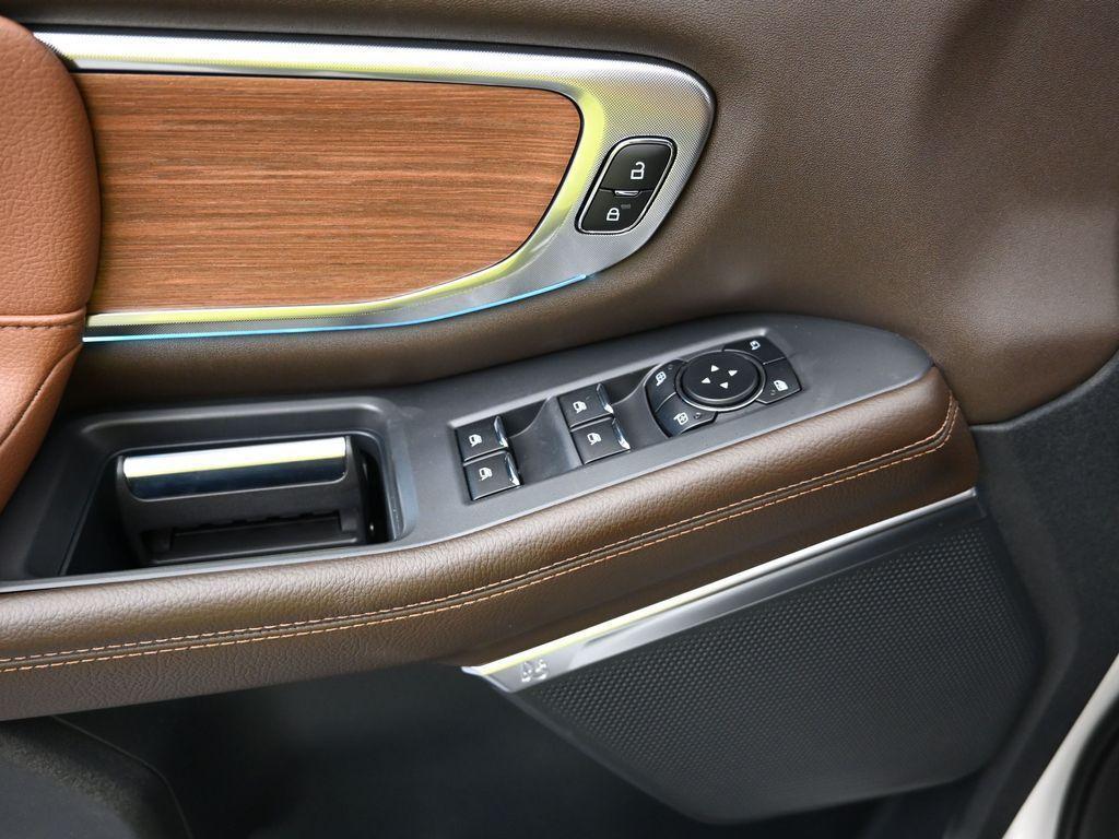 new 2026 Ford Expedition car, priced at $86,840