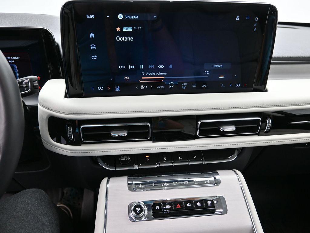 new 2025 Lincoln Aviator car, priced at $76,750