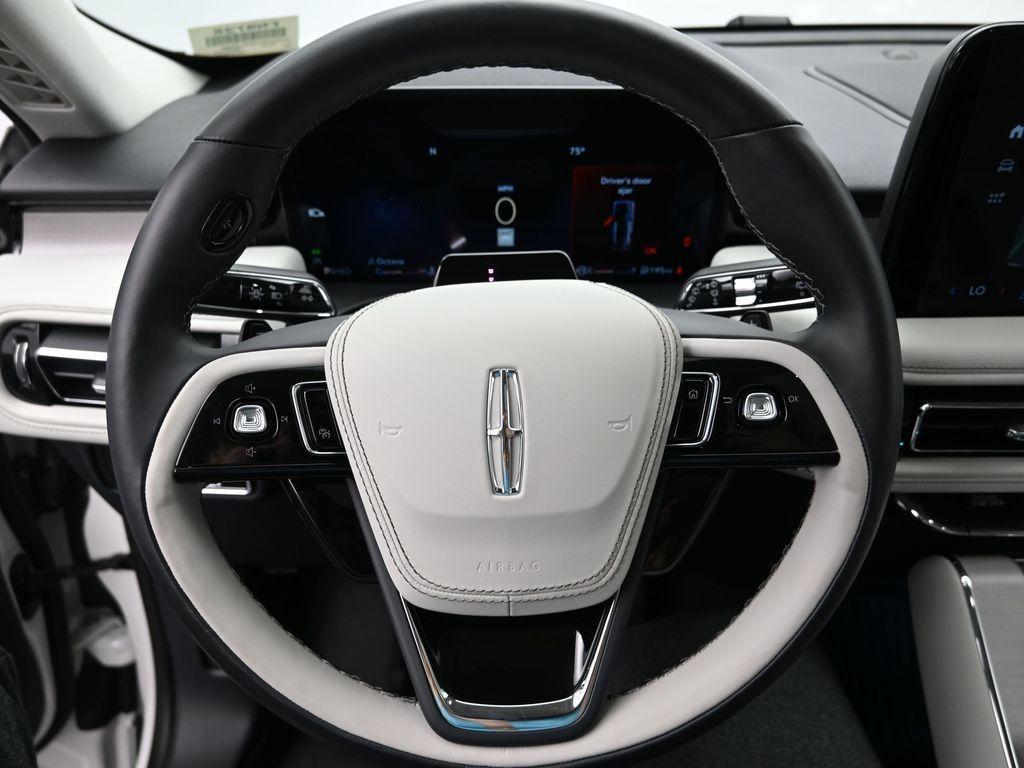 new 2025 Lincoln Aviator car, priced at $76,750
