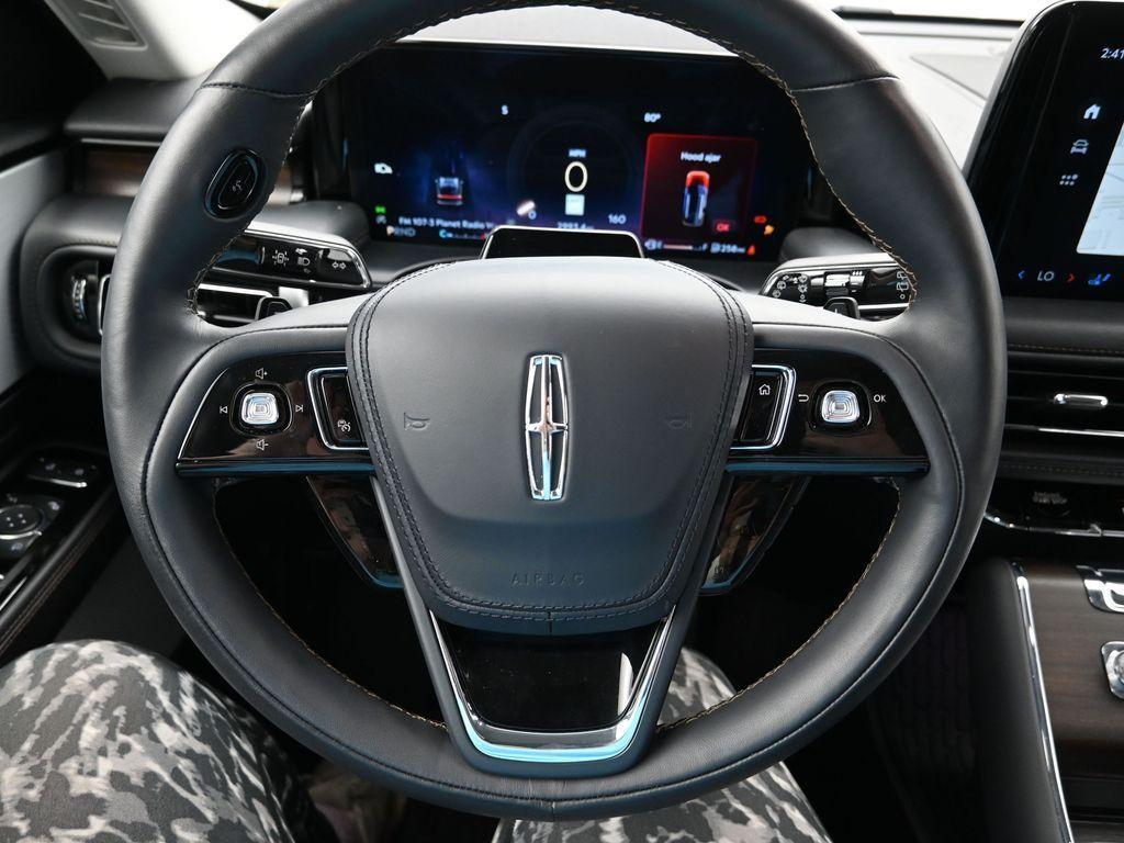 new 2025 Lincoln Aviator car, priced at $74,762