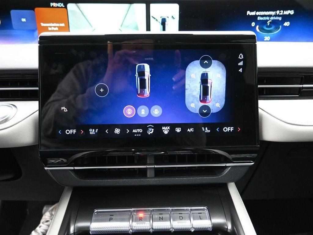 new 2025 Lincoln Nautilus car, priced at $68,371