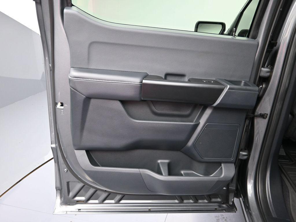 new 2026 Ford F-150 car, priced at $49,929