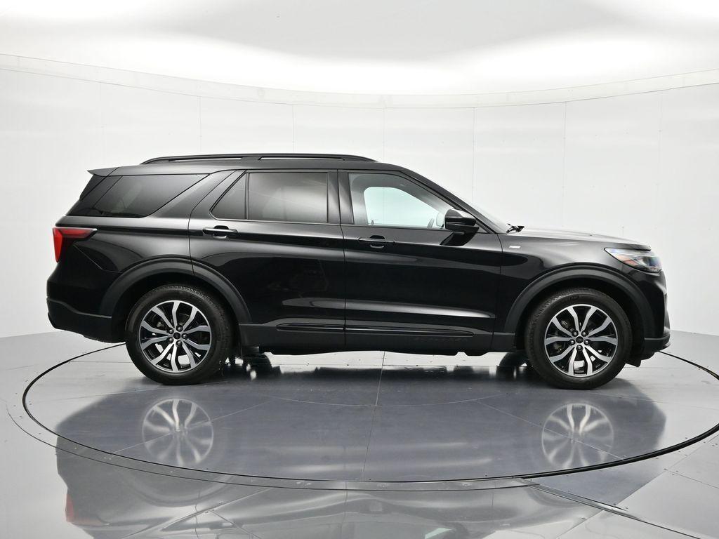 used 2025 Ford Explorer car, priced at $36,981