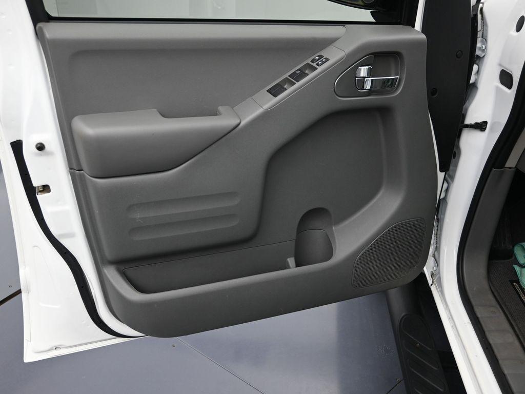 used 2021 Nissan Frontier car, priced at $23,810