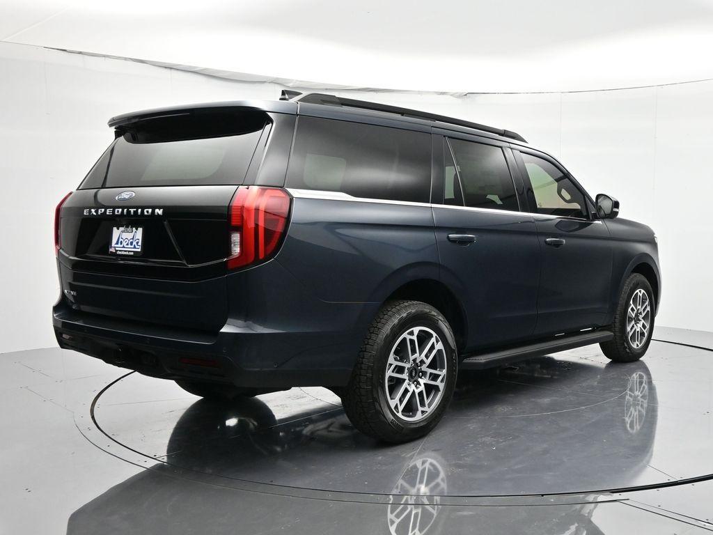 new 2025 Ford Expedition car