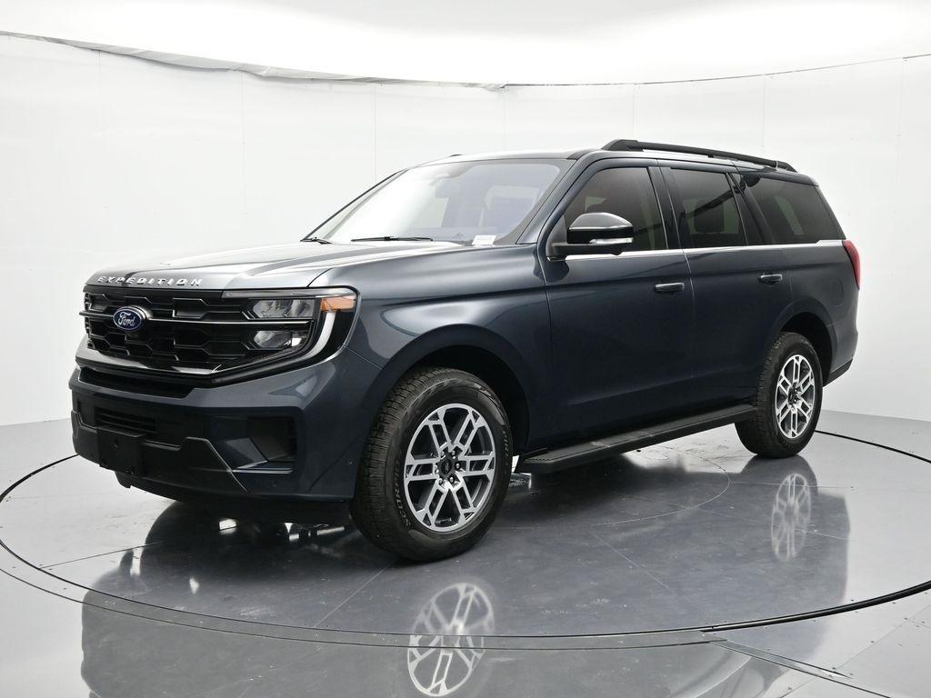 new 2025 Ford Expedition car