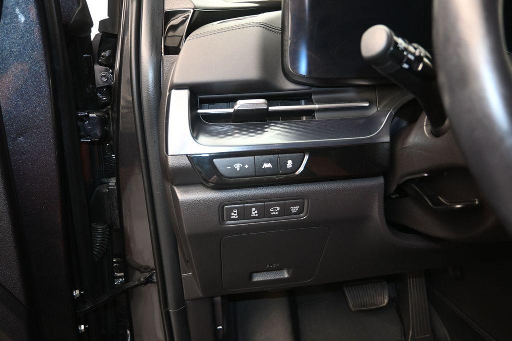 used 2024 Kia Carnival car, priced at $38,970
