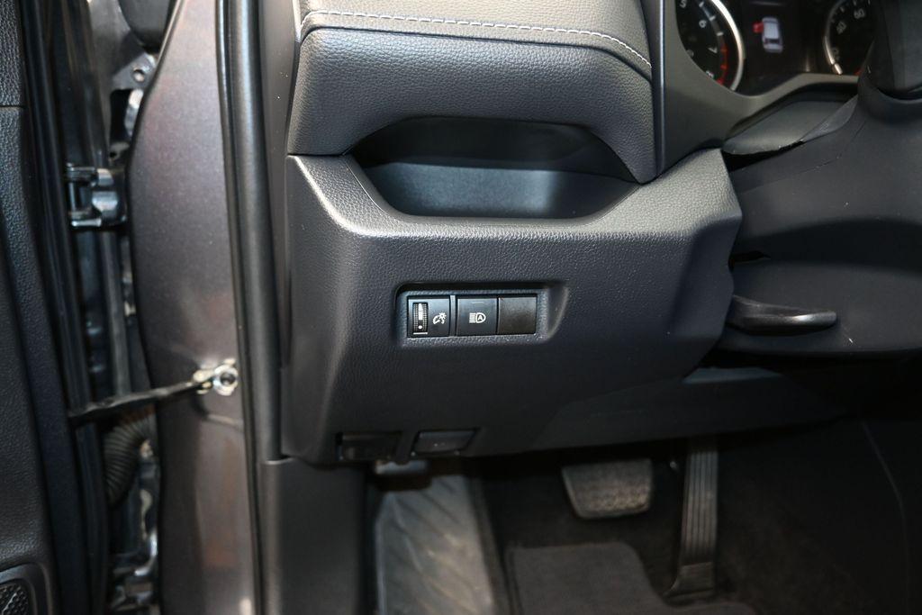 used 2020 Toyota RAV4 car, priced at $18,981