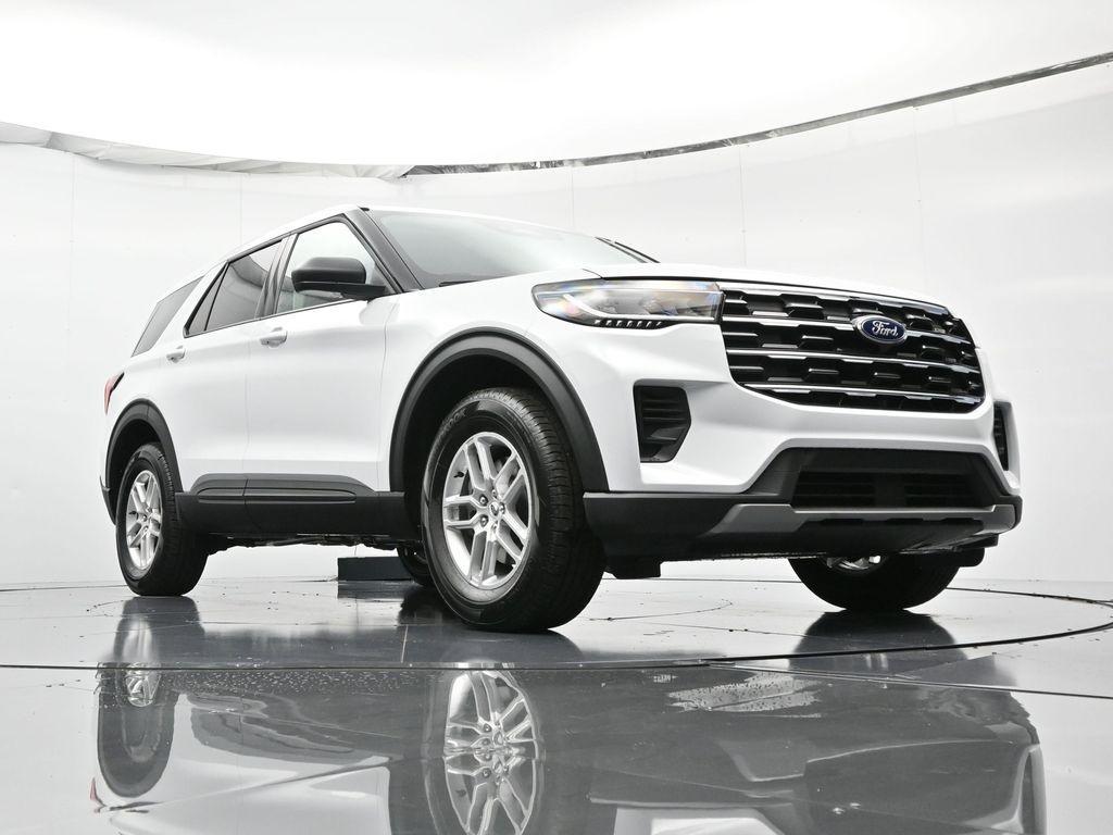 new 2026 Ford Explorer car, priced at $42,025