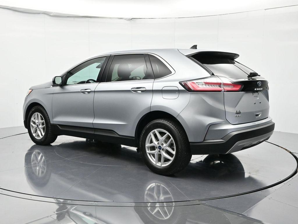 used 2022 Ford Edge car, priced at $17,125