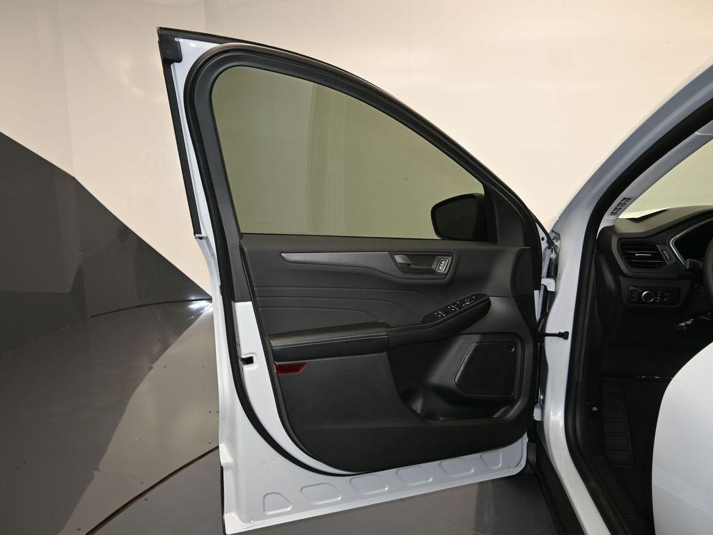 new 2026 Ford Escape car, priced at $32,675