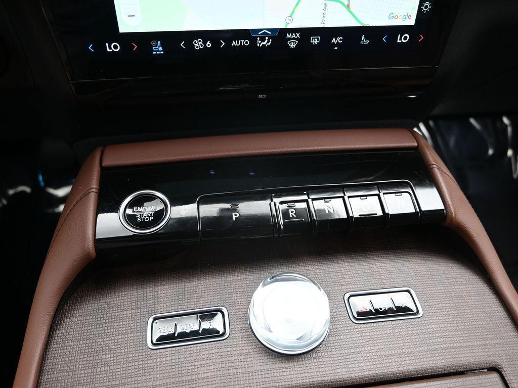 new 2026 Lincoln Navigator car, priced at $112,380