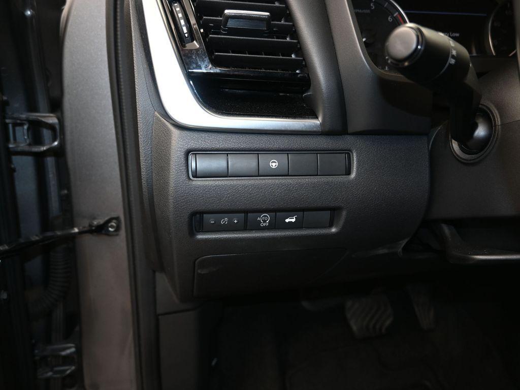 used 2023 Nissan Rogue car, priced at $20,089