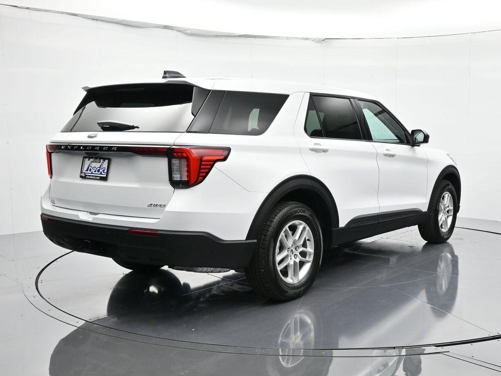 new 2026 Ford Explorer car, priced at $42,025