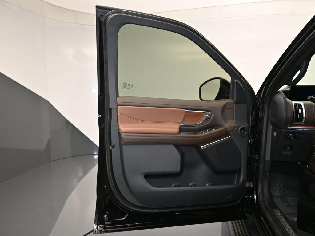 new 2026 Ford Expedition car, priced at $87,645