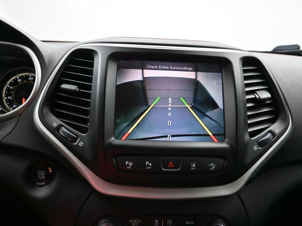 used 2016 Jeep Cherokee car, priced at $8,991