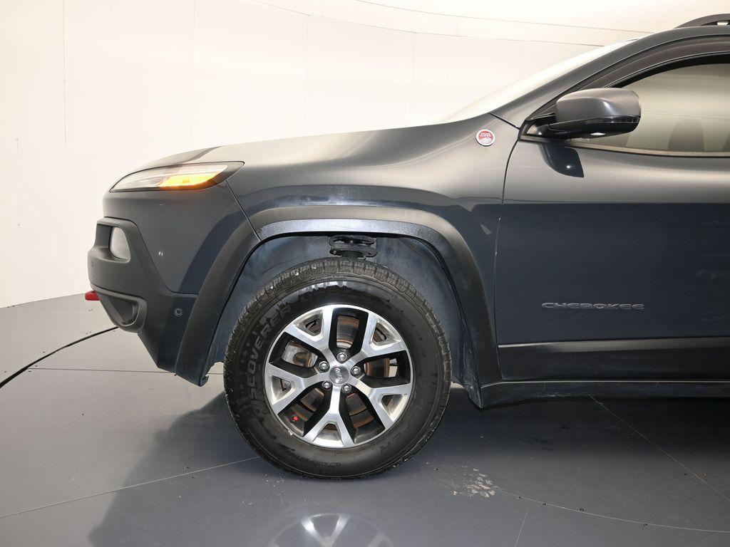 used 2016 Jeep Cherokee car, priced at $8,991