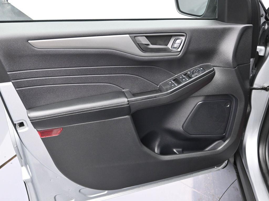 used 2024 Ford Escape car, priced at $21,999