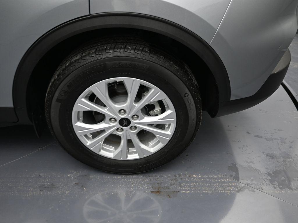 used 2024 Ford Escape car, priced at $21,999