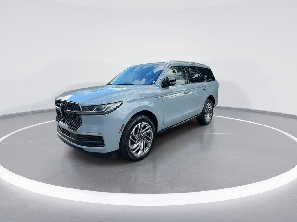 new 2025 Lincoln Navigator car, priced at $94,860