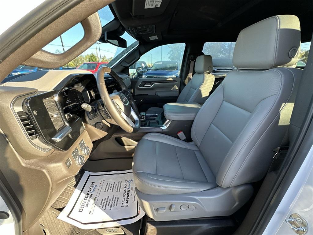 used 2024 GMC Sierra 1500 car, priced at $50,888
