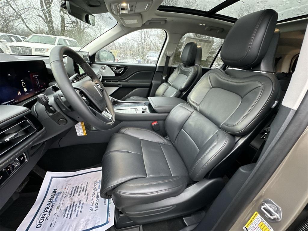 new 2025 Lincoln Aviator car, priced at $77,780