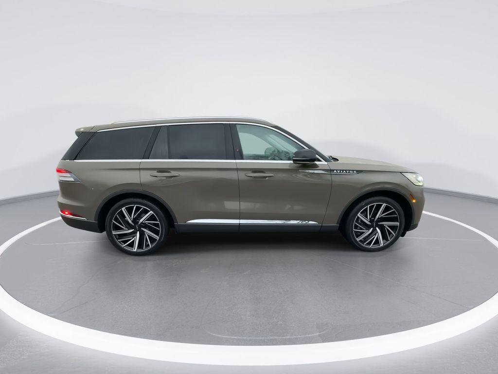 new 2025 Lincoln Aviator car, priced at $76,280